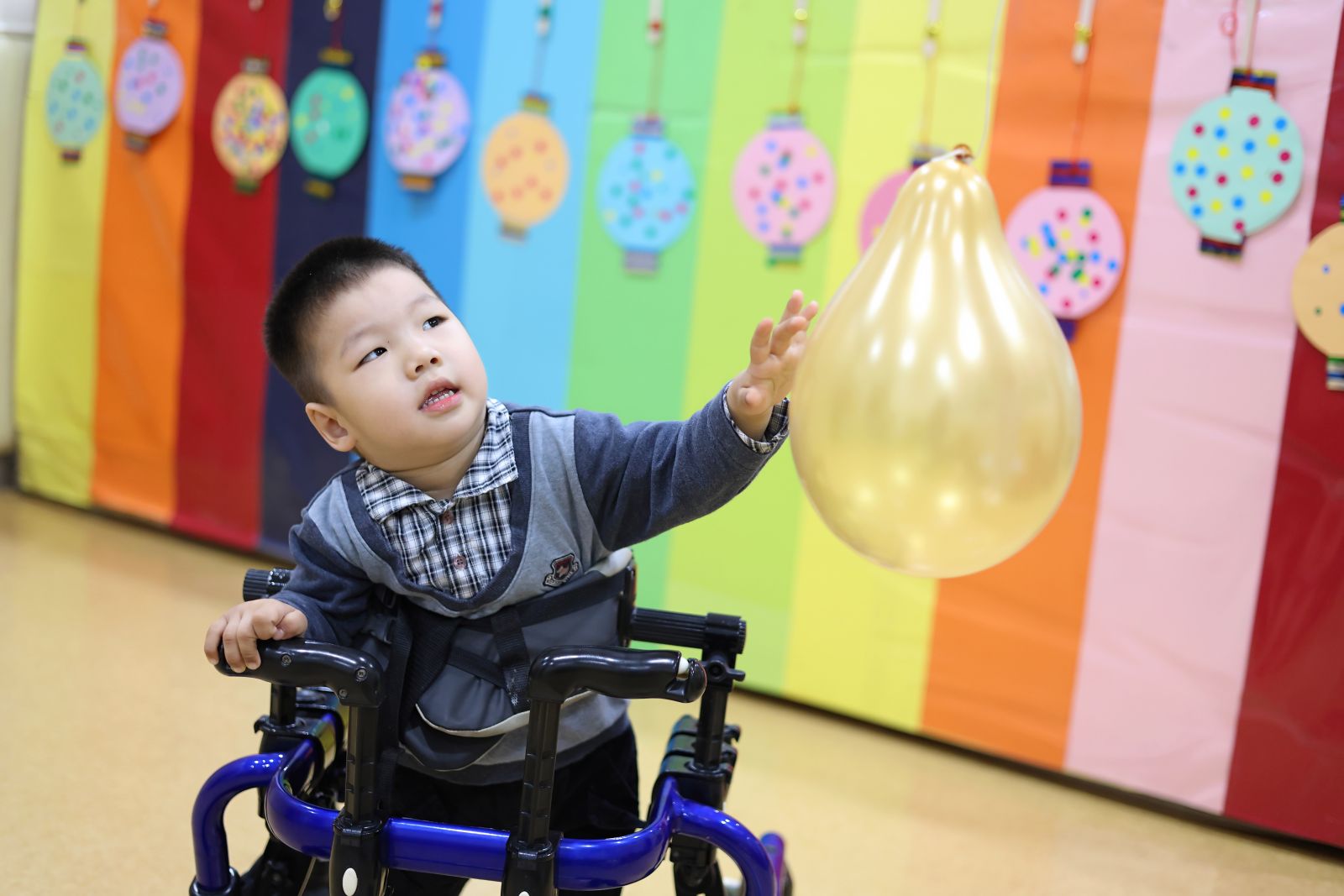 伊甸邀請您暖心關懷遲緩兒，用勇氣抱抱給孩子長大力量